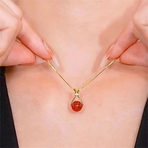 New heart-shaped cinnaba