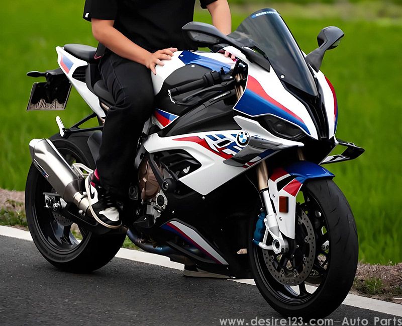In 2026, the motorcycle industry will make dual efforts: new regulations will be implemented and relaxed in May, and Zhang Xue's motorcycle will be recalled and rectified to ensure quality